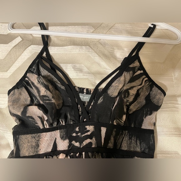 SEXY strappy mini feather flowy dress - XS - Picture 3 of 6